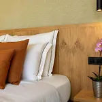 água Terra Fria Hotel