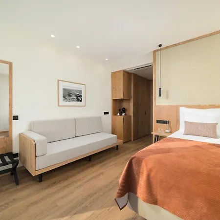 água Terra Fria Hotel